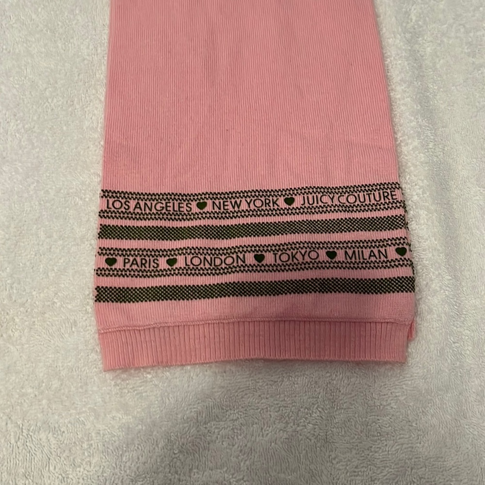 Juicy Couture pink knit scarf